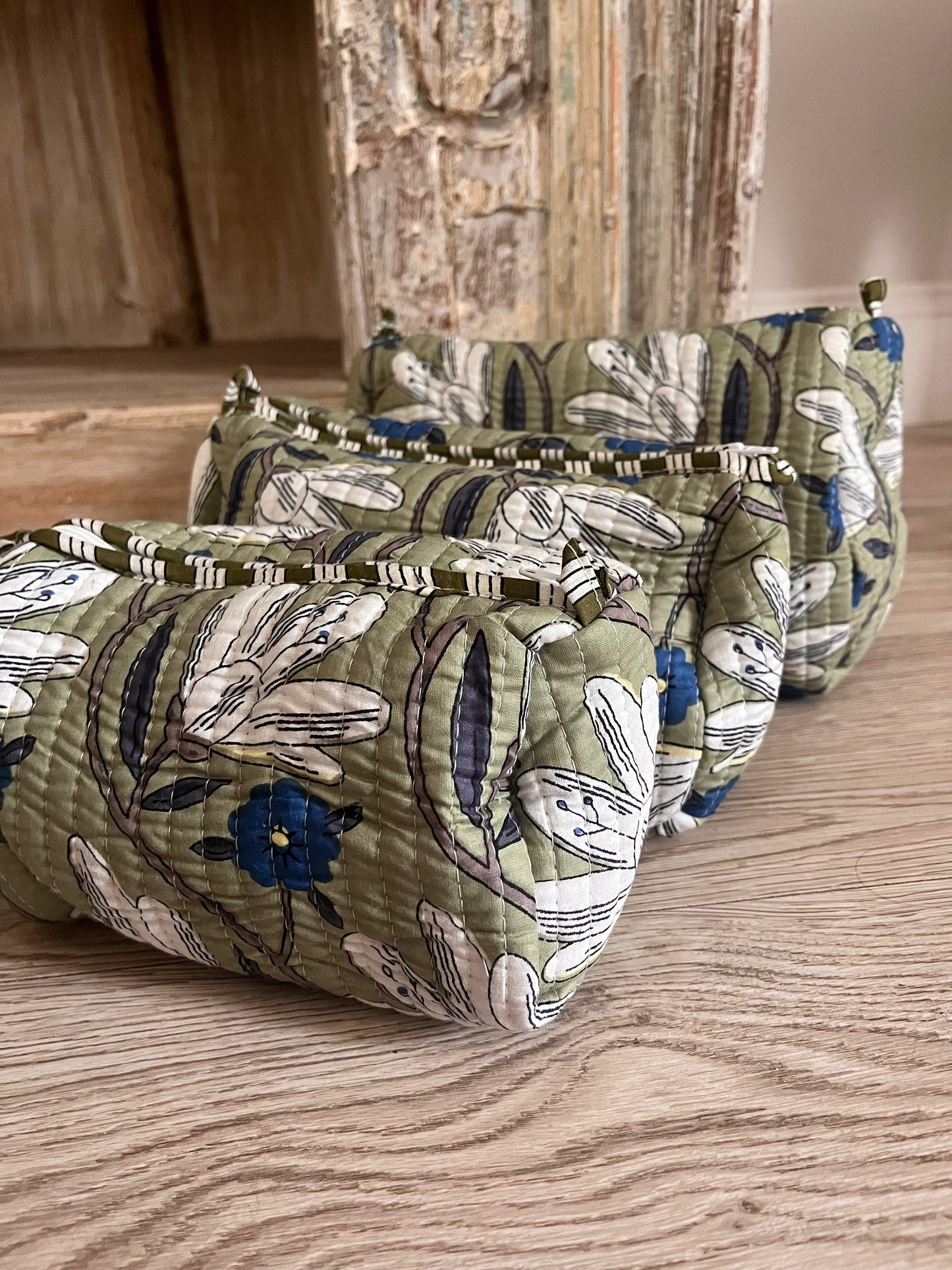 Pouch Set